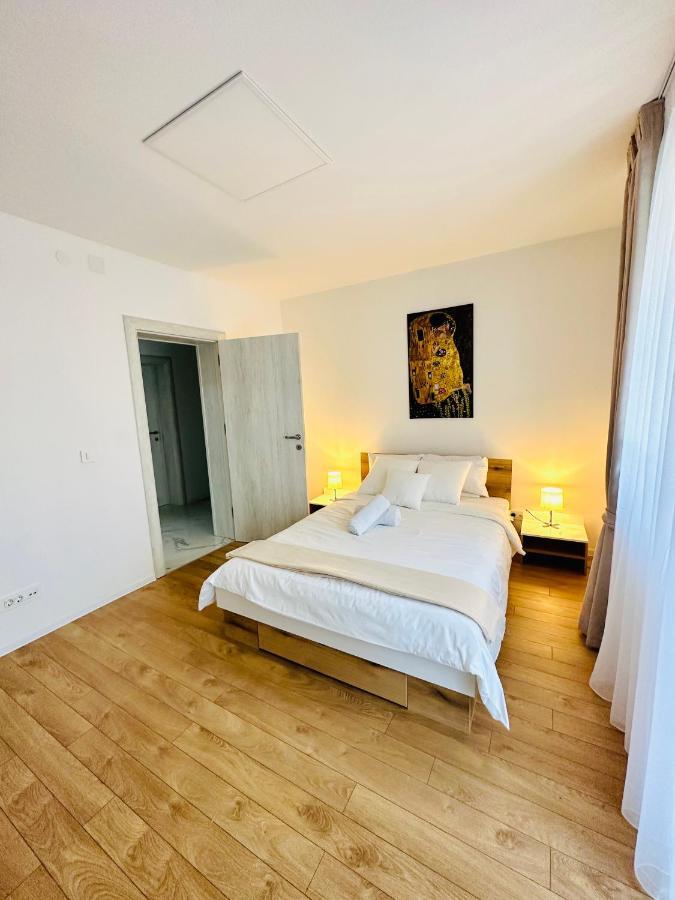 Daylight Apartment สโกเปีย ภายนอก รูปภาพ